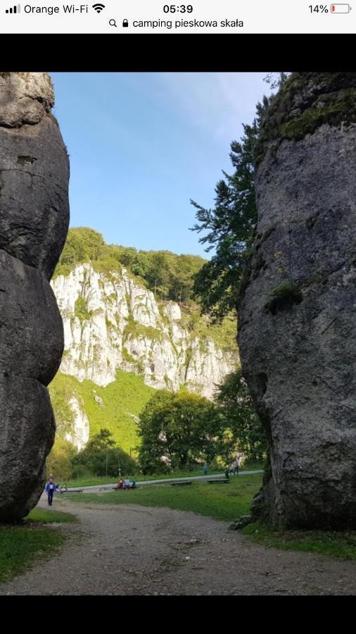 Herkules pokoje noclegi Pieskowa Skała Ojców Realizujemy Bon Turystyczny Exterior foto